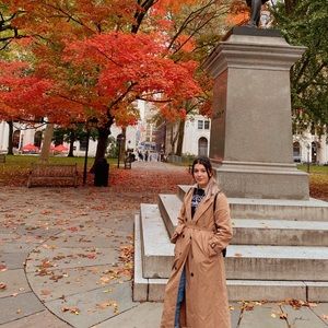 Meet your Posher, Andrea